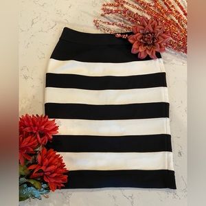 White House | Black Market Black and White Striped Pencil Skirt
